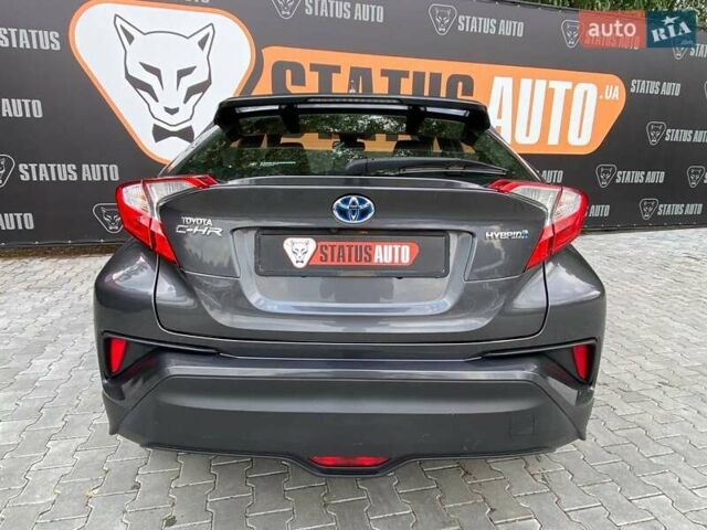 Серый Тойота C-HR, объемом двигателя 1.8 л и пробегом 128 тыс. км за 21300 $, фото 8 на Automoto.ua