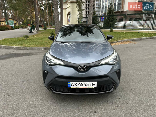 Сірий Тойота C-HR, об'ємом двигуна 1.2 л та пробігом 25 тис. км за 23900 $, фото 2 на Automoto.ua