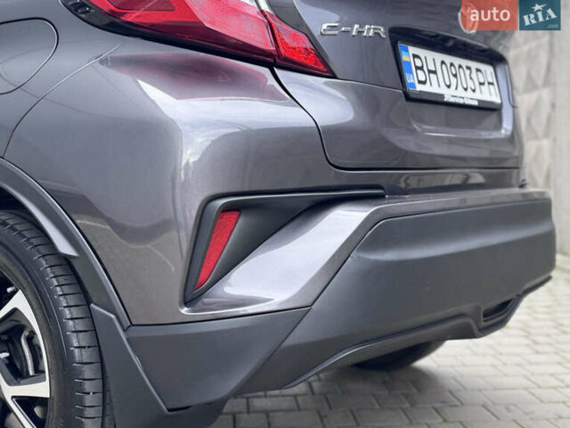 Серый Тойота C-HR, объемом двигателя 1.99 л и пробегом 136 тыс. км за 19300 $, фото 37 на Automoto.ua