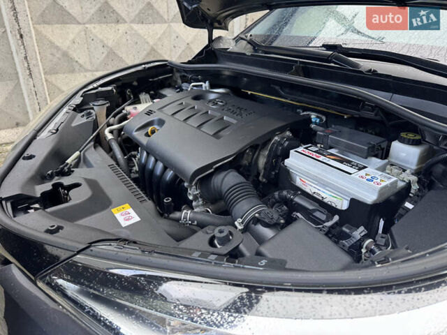 Серый Тойота C-HR, объемом двигателя 1.99 л и пробегом 136 тыс. км за 19300 $, фото 117 на Automoto.ua