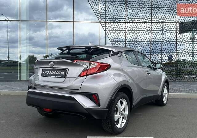 Сірий Тойота C-HR, об'ємом двигуна 1.2 л та пробігом 62 тис. км за 20933 $, фото 19 на Automoto.ua