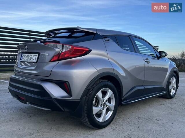 Тойота C-HR 2019 у Чернівцях на Automoto.ua Сірий Тойота C-HR, об'ємом двигуна 1.8 л та пробігом 99 тис. км за 27000 $, фото 5 на Automoto.ua
