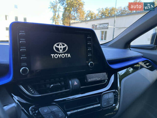 Сірий Тойота C-HR, об'ємом двигуна 1.2 л та пробігом 25 тис. км за 23900 $, фото 37 на Automoto.ua