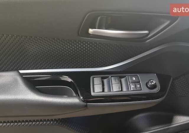 Сірий Тойота C-HR, об'ємом двигуна 1.8 л та пробігом 86 тис. км за 23800 $, фото 9 на Automoto.ua