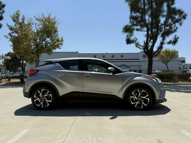 Сірий Тойота C-HR, об'ємом двигуна 2 л та пробігом 46 тис. км за 16800 $, фото 5 на Automoto.ua