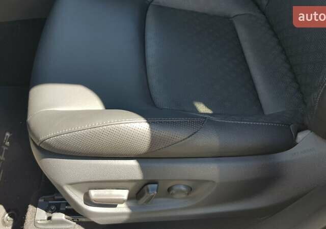 Сірий Тойота C-HR, об'ємом двигуна 1.2 л та пробігом 78 тис. км за 21300 $, фото 16 на Automoto.ua