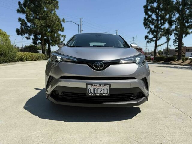 Сірий Тойота C-HR, об'ємом двигуна 2 л та пробігом 46 тис. км за 16800 $, фото 1 на Automoto.ua