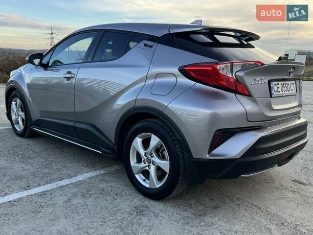 Тойота C-HR 2019 у Чернівцях на Automoto.ua Сірий Тойота C-HR, об'ємом двигуна 1.8 л та пробігом 99 тис. км за 27000 $, фото 6 на Automoto.ua