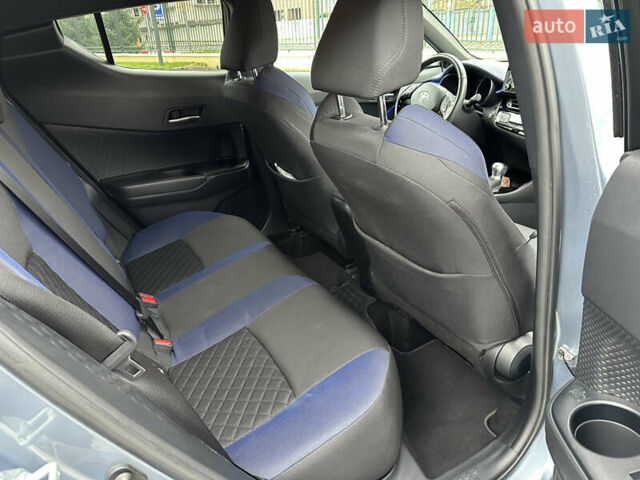 Сірий Тойота C-HR, об'ємом двигуна 1.2 л та пробігом 25 тис. км за 23900 $, фото 22 на Automoto.ua