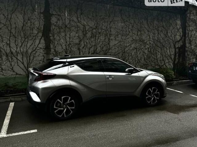 Сірий Тойота C-HR, об'ємом двигуна 2 л та пробігом 29 тис. км за 22999 $, фото 16 на Automoto.ua