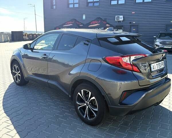 Сірий Тойота C-HR, об'ємом двигуна 1.99 л та пробігом 56 тис. км за 21500 $, фото 5 на Automoto.ua