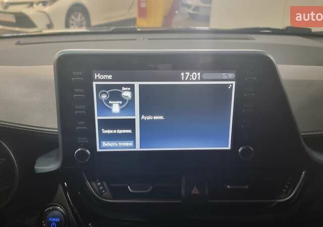 Сірий Тойота C-HR, об'ємом двигуна 1.8 л та пробігом 86 тис. км за 23800 $, фото 12 на Automoto.ua