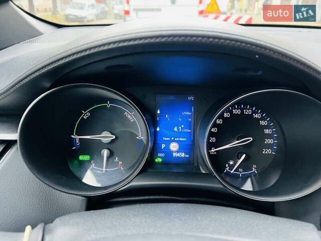 Тойота C-HR 2019 у Чернівцях на Automoto.ua Сірий Тойота C-HR, об'ємом двигуна 1.8 л та пробігом 99 тис. км за 27000 $, фото 8 на Automoto.ua