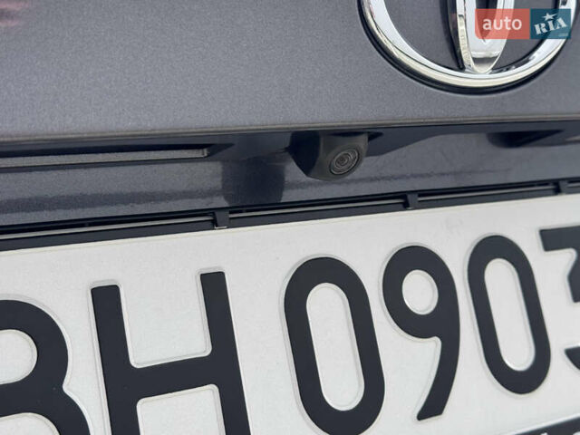 Серый Тойота C-HR, объемом двигателя 1.99 л и пробегом 136 тыс. км за 19300 $, фото 45 на Automoto.ua