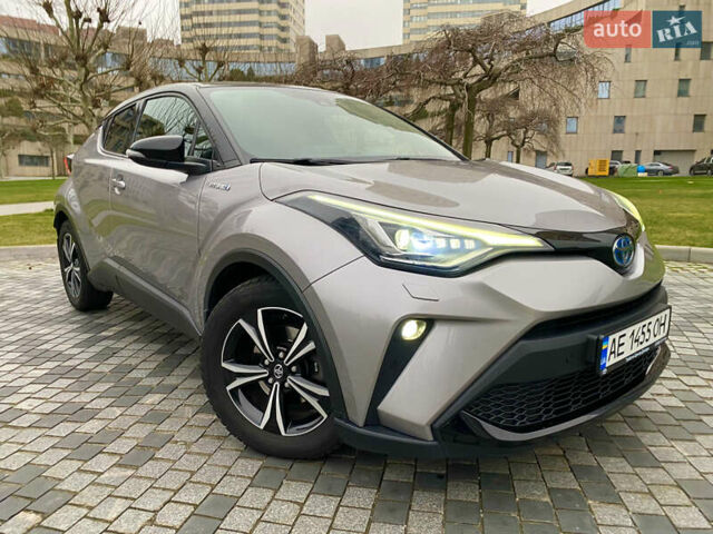 Серый Тойота C-HR, объемом двигателя 2 л и пробегом 76 тыс. км за 27000 $, фото 49 на Automoto.ua