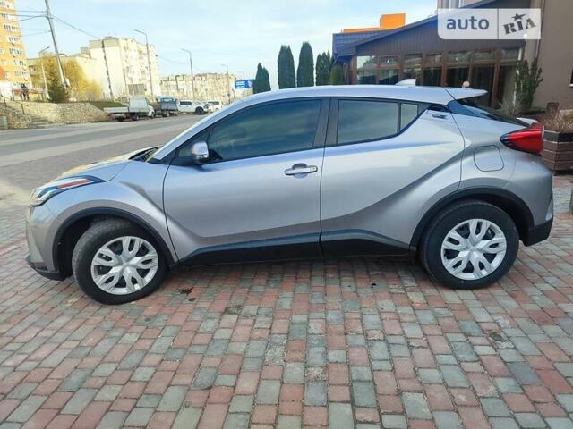 Серый Тойота C-HR, объемом двигателя 1.99 л и пробегом 44 тыс. км за 18800 $, фото 12 на Automoto.ua