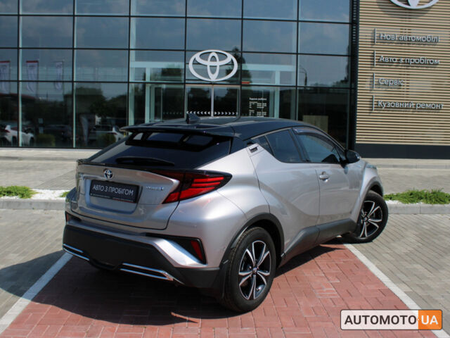 Серый Тойота C-HR, объемом двигателя 2 л и пробегом 53 тыс. км за 27805 $, фото 6 на Automoto.ua
