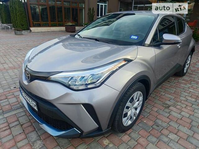 Серый Тойота C-HR, объемом двигателя 1.99 л и пробегом 44 тыс. км за 18800 $, фото 7 на Automoto.ua