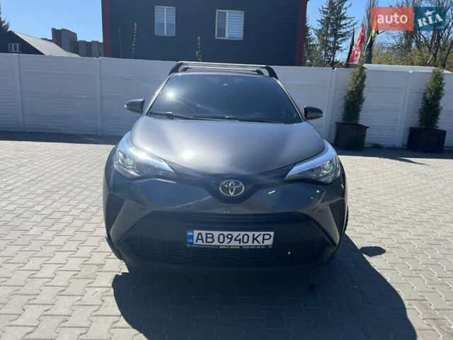 Серый Тойота C-HR, объемом двигателя 2 л и пробегом 53 тыс. км за 19000 $, фото 5 на Automoto.ua