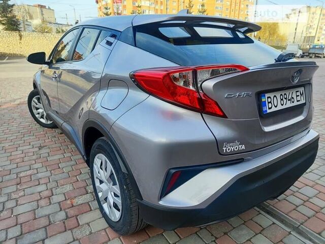 Сірий Тойота C-HR, об'ємом двигуна 1.99 л та пробігом 44 тис. км за 18800 $, фото 9 на Automoto.ua