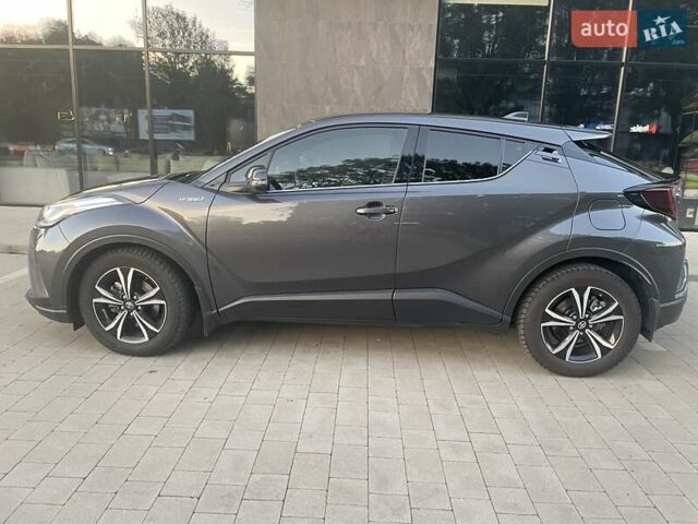 Серый Тойота C-HR, объемом двигателя 1.8 л и пробегом 71 тыс. км за 26500 $, фото 11 на Automoto.ua