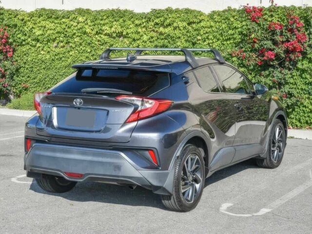 Серый Тойота C-HR, объемом двигателя 2 л и пробегом 33 тыс. км за 8400 $, фото 4 на Automoto.ua