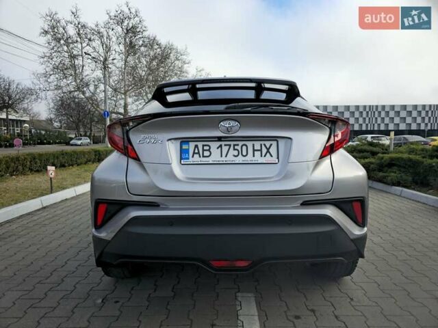 Серый Тойота C-HR, объемом двигателя 1.2 л и пробегом 60 тыс. км за 21900 $, фото 6 на Automoto.ua