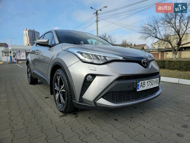 Серый Тойота C-HR, объемом двигателя 1.2 л и пробегом 60 тыс. км за 21900 $, фото 34 на Automoto.ua