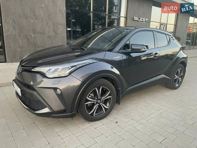 Серый Тойота C-HR, объемом двигателя 1.8 л и пробегом 71 тыс. км за 26500 $, фото 9 на Automoto.ua