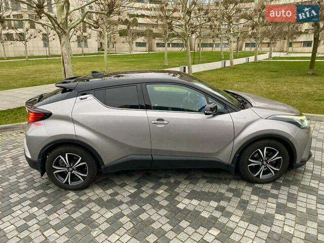 Серый Тойота C-HR, объемом двигателя 2 л и пробегом 76 тыс. км за 27000 $, фото 13 на Automoto.ua