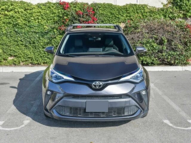 Серый Тойота C-HR, объемом двигателя 2 л и пробегом 33 тыс. км за 8400 $, фото 1 на Automoto.ua