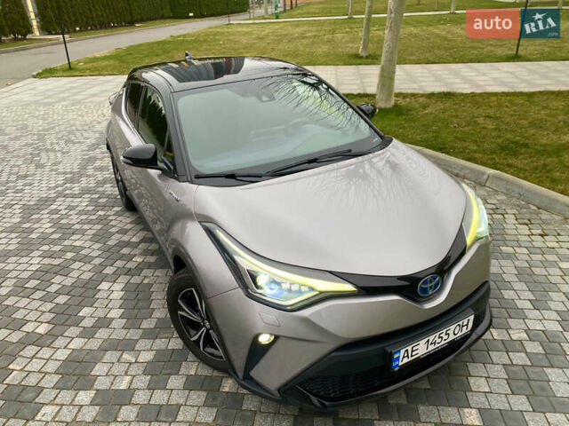 Серый Тойота C-HR, объемом двигателя 2 л и пробегом 76 тыс. км за 27000 $, фото 11 на Automoto.ua