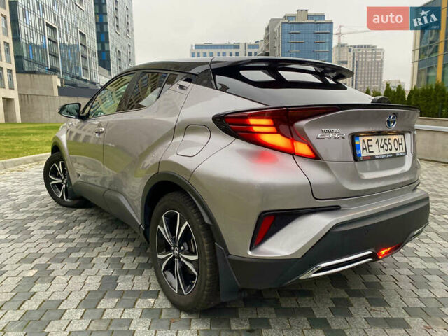 Серый Тойота C-HR, объемом двигателя 2 л и пробегом 76 тыс. км за 27000 $, фото 8 на Automoto.ua