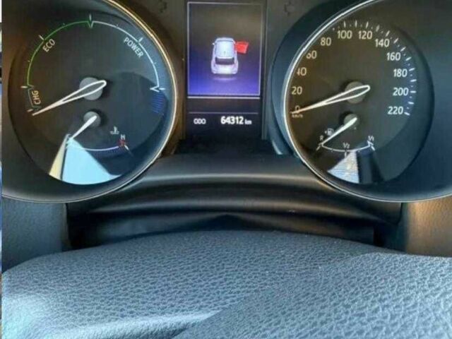 Серый Тойота C-HR, объемом двигателя 2 л и пробегом 64 тыс. км за 14800 $, фото 13 на Automoto.ua