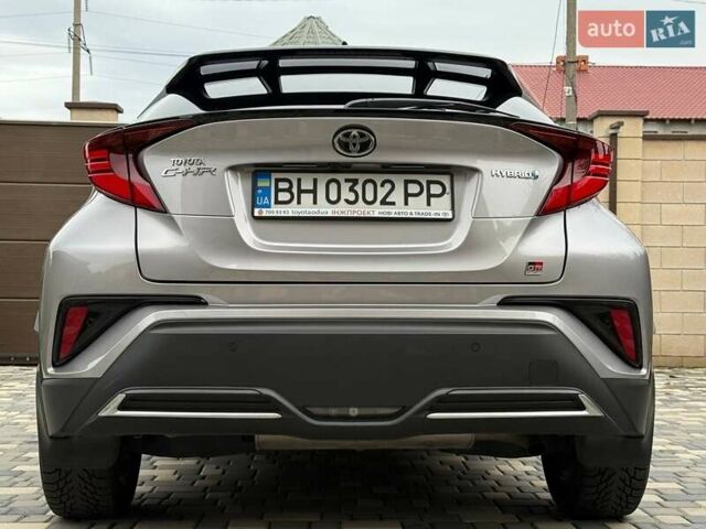 Серый Тойота C-HR, объемом двигателя 1.99 л и пробегом 43 тыс. км за 29500 $, фото 7 на Automoto.ua