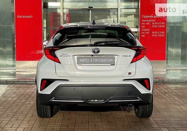 Сірий Тойота C-HR, об'ємом двигуна 0 л та пробігом 1 тис. км за 38866 $, фото 3 на Automoto.ua