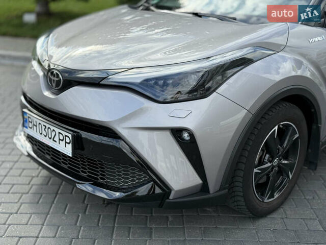 Сірий Тойота C-HR, об'ємом двигуна 2 л та пробігом 43 тис. км за 29900 $, фото 2 на Automoto.ua