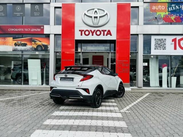 Сірий Тойота C-HR, об'ємом двигуна 1.99 л та пробігом 59 тис. км за 30060 $, фото 25 на Automoto.ua