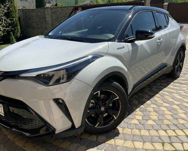 Серый Тойота C-HR, объемом двигателя 1.99 л и пробегом 20 тыс. км за 34500 $, фото 20 на Automoto.ua