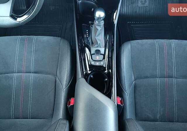 Сірий Тойота C-HR, об'ємом двигуна 1.99 л та пробігом 85 тис. км за 29020 $, фото 19 на Automoto.ua