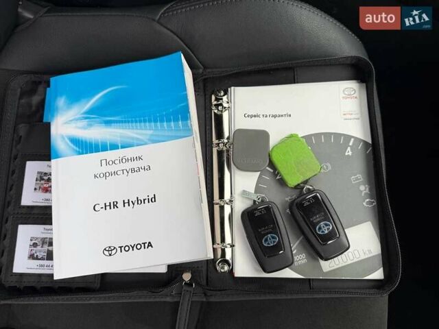 Серый Тойота C-HR, объемом двигателя 1.99 л и пробегом 43 тыс. км за 29500 $, фото 51 на Automoto.ua