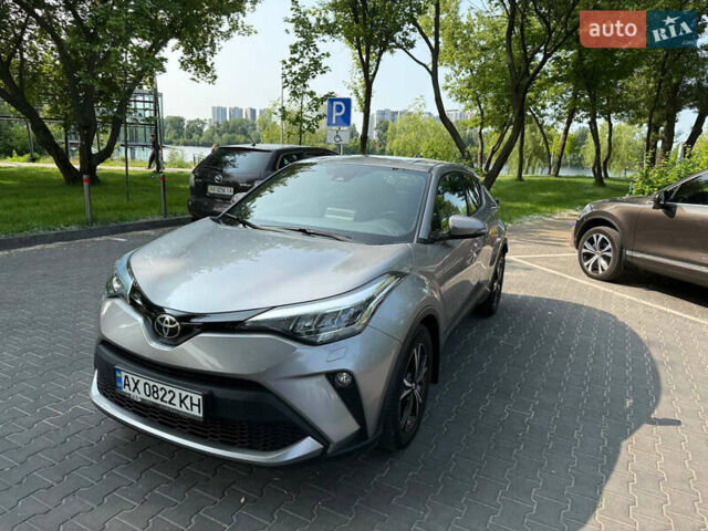 Сірий Тойота C-HR, об'ємом двигуна 1.2 л та пробігом 72 тис. км за 21500 $, фото 36 на Automoto.ua