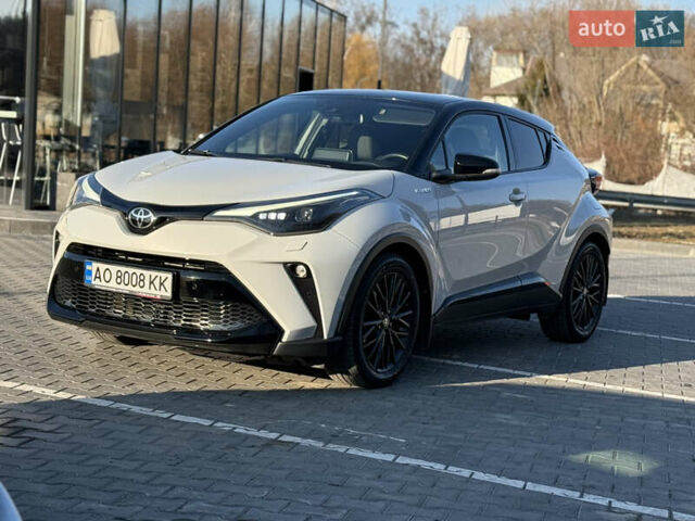 Сірий Тойота C-HR, об'ємом двигуна 2 л та пробігом 46 тис. км за 33000 $, фото 3 на Automoto.ua