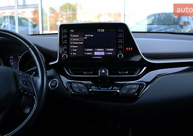 Серый Тойота C-HR, объемом двигателя 1.2 л и пробегом 91 тыс. км за 23700 $, фото 14 на Automoto.ua