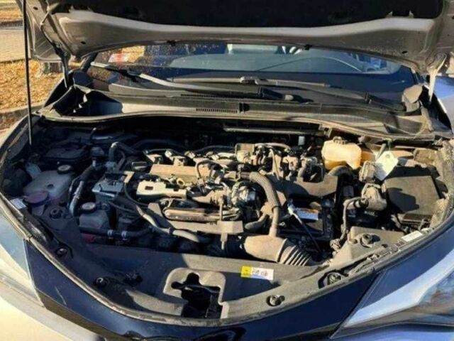 Серый Тойота C-HR, объемом двигателя 2 л и пробегом 64 тыс. км за 14800 $, фото 12 на Automoto.ua