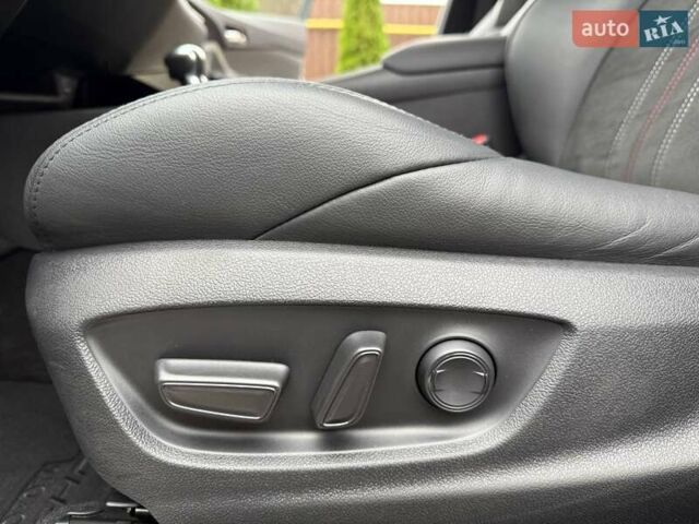 Серый Тойота C-HR, объемом двигателя 1.99 л и пробегом 43 тыс. км за 29500 $, фото 34 на Automoto.ua