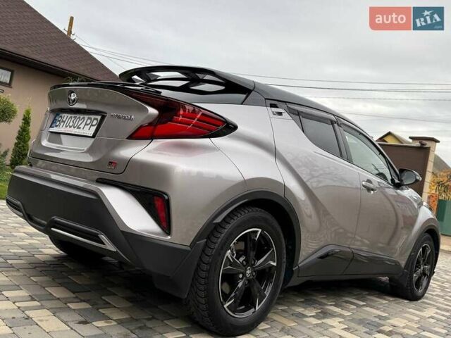 Серый Тойота C-HR, объемом двигателя 1.99 л и пробегом 43 тыс. км за 29500 $, фото 4 на Automoto.ua