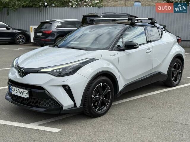 Серый Тойота C-HR, объемом двигателя 1.99 л и пробегом 95 тыс. км за 27300 $, фото 6 на Automoto.ua