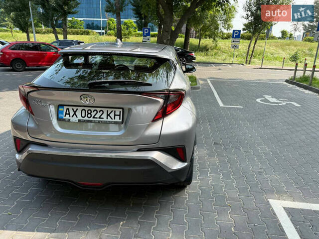 Сірий Тойота C-HR, об'ємом двигуна 1.2 л та пробігом 72 тис. км за 21500 $, фото 30 на Automoto.ua