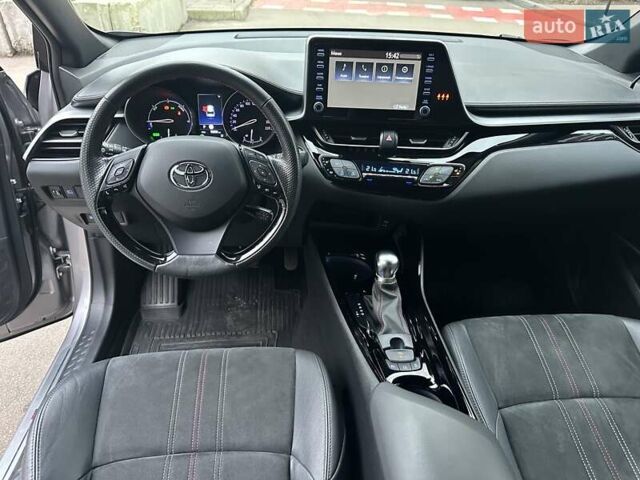 Сірий Тойота C-HR, об'ємом двигуна 1.99 л та пробігом 56 тис. км за 29900 $, фото 14 на Automoto.ua